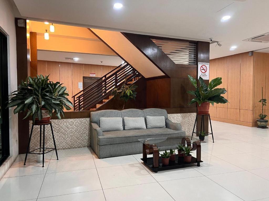 D Arc Hotel Kota Kinabalu Esterno foto